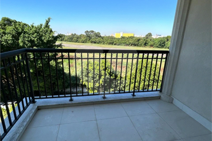 Apartamento à venda com 3 suítes em Santana, São Paulo, SP
