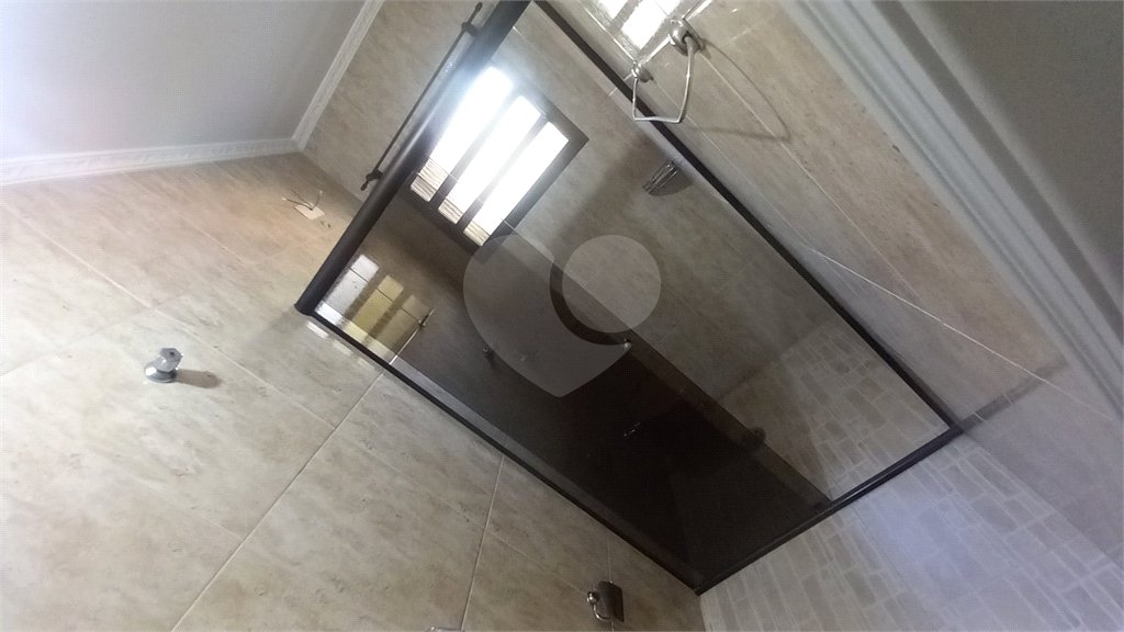 Sobrado à venda com 4 quartos, sendo 2 suítes, em Tremembé, São Paulo, SP