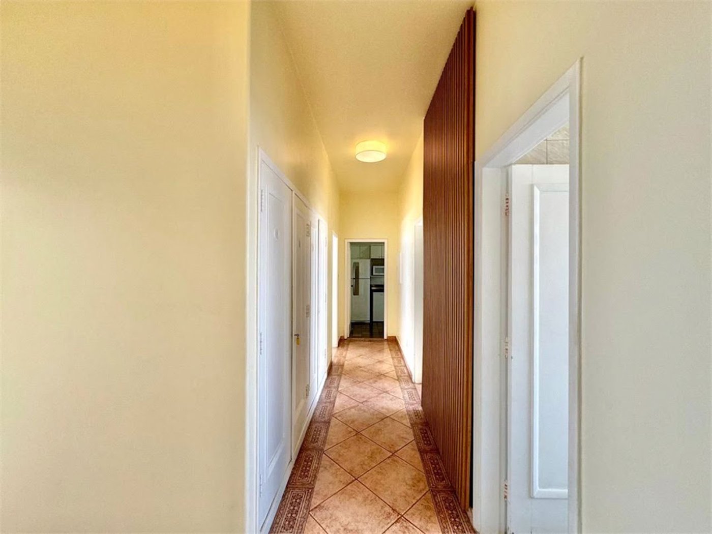Apartamento Residencial à venda, Pitangueiras, Guarujá - AP0768.