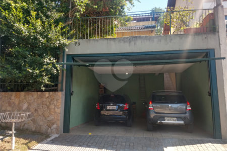 Sobrado à venda com 4 quartos, sendo 1 suíte, em Parque dos Príncipes, São Paulo, SP