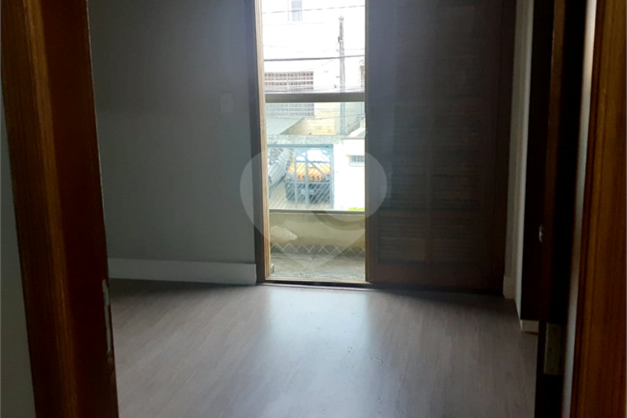 Sobrado à venda com 2 quartos em Santana, São Paulo, SP