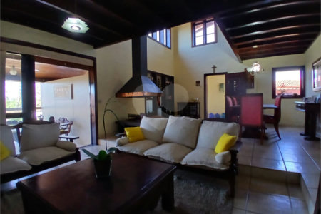 Casa à venda com 3 quartos, sendo 2 suítes, em Jardim Brogotá, Atibaia, SP