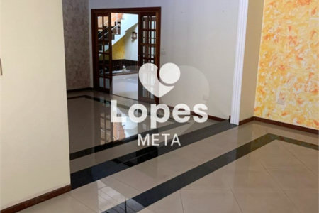 Casa à venda com 5 quartos, sendo 1 suíte, em Cidade Vista Verde, São José dos Campos, SP