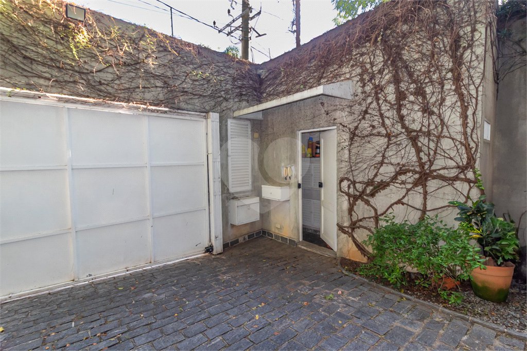 Casa à venda ou para alugar com 3 quartos, sendo 1 suíte, em Butantã, São Paulo, SP