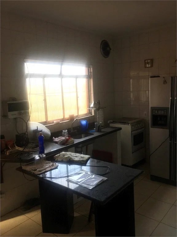 Casa à venda com 3 quartos em Vila Pirajussara, São Paulo, SP
