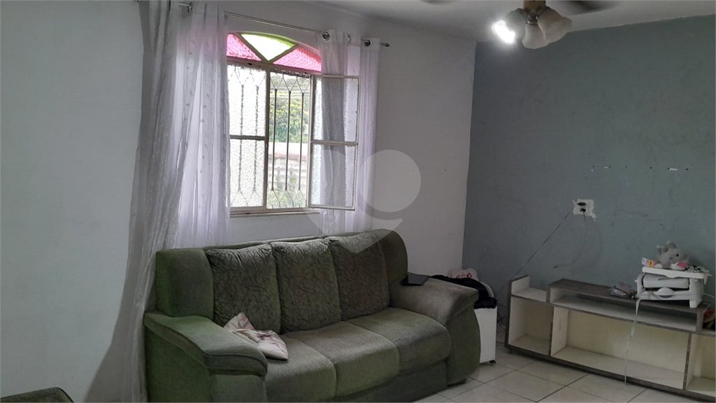 Casa à venda com 3 quartos em Santíssimo, Rio de Janeiro, RJ