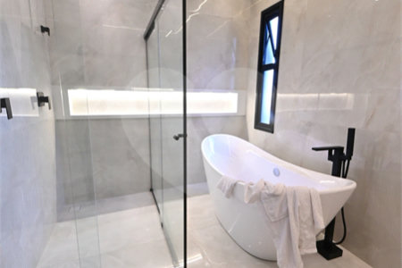 Casa à venda com 4 suítes no condomínio Residencial Dona Maria Candida, Indaiatuba - SP