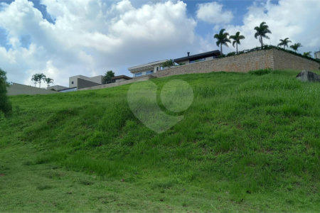 Terreno à venda no condomínio Residencial Campo de Toscana, Vinhedo - SP