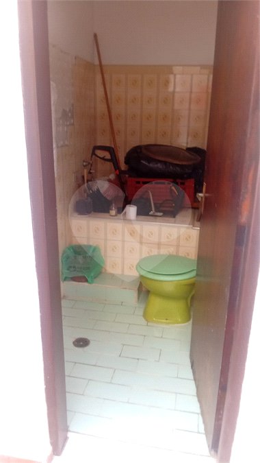 Casa à venda ou para alugar com 7 quartos, sendo 1 suíte,  em Vila Mogilar, Mogi das Cruzes, SP