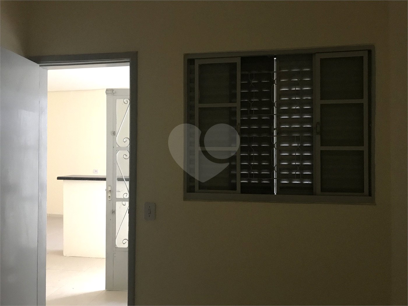 Casa à venda com 4 quartos, sendo 1 suíte, em Santana, São Paulo, SP