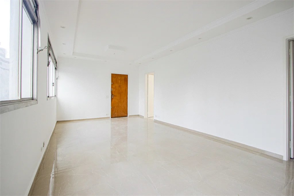 Apartamento à venda ou para alugar com 3 quartos, sendo 1 suíte, em Pinheiros, São Paulo, SP