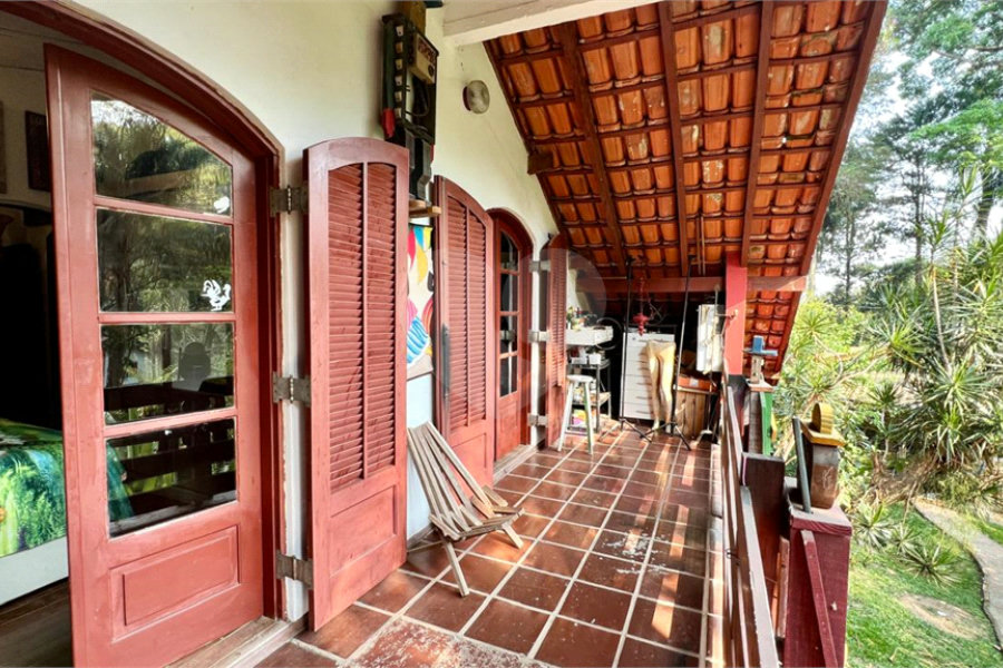 Casa à venda com 4 quartos, sendo 1 suíte, em Serra da Cantareira, Mairiporã, SP