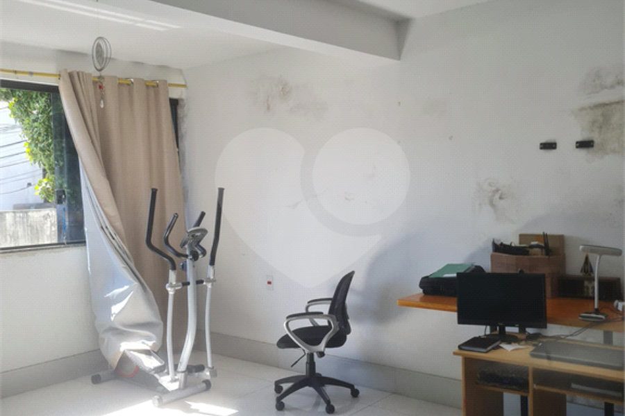 Sobrado à venda com 4 quartos, sendo 1 suíte,  em Vila Prudente, São Paulo, SP