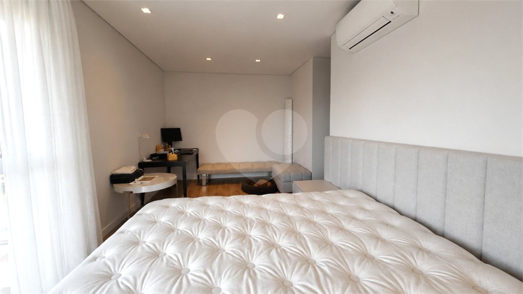 Apartamento à venda com 3 suítes em Indianópolis, São Paulo, SP