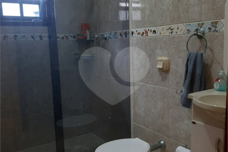 Casa à venda com 3 quartos, sendo 1 suíte,  em Residencial Colinas, Mogi das Cruzes, SP