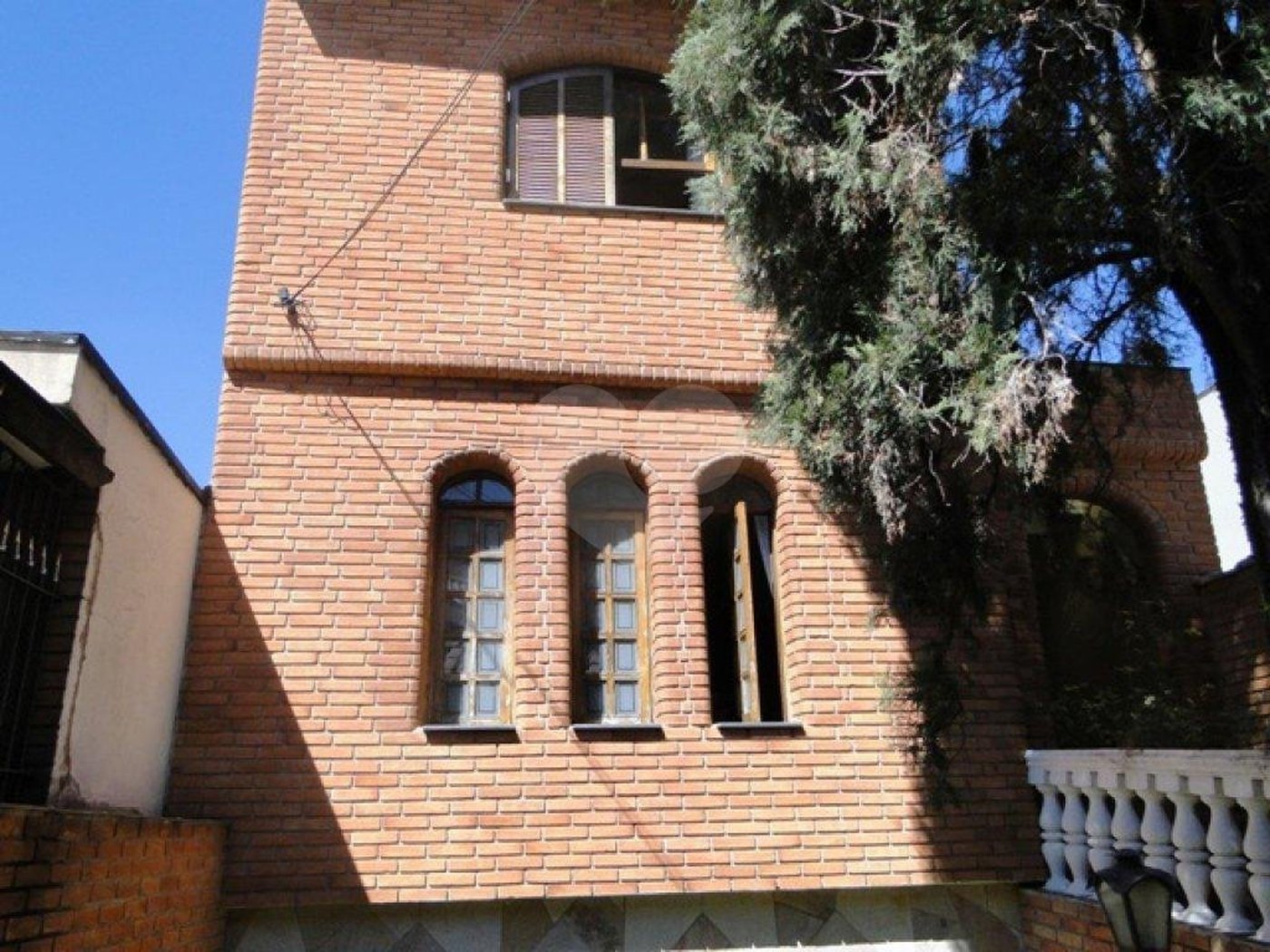 Sobrado à venda com 3 quartos, sendo 1 suíte,  em Vila Gustavo, São Paulo, SP