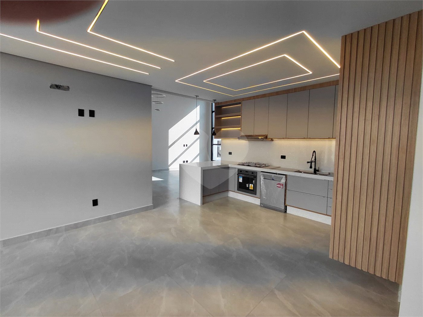 Casa à venda com 3 suítes no condomínio Residencial Milano, Indaiatuba - SP