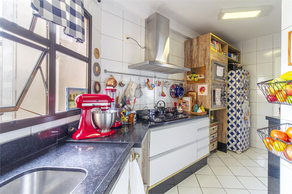 Apartamento à venda com 4 quartos, sendo 3 suítes, em Jardim Monte Kemel, São Paulo, SP