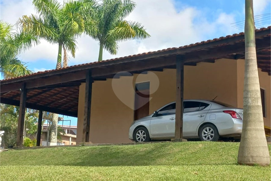 Chácara à venda com 3 quartos, sendo 1 suíte,  no Centro, Guararema, SP