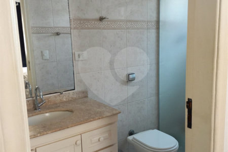 Casa à venda com 3 quartos, sendo 1 suíte, em Santa Luzia, Bragança Paulista, SP