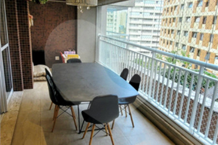 Apartamento à venda com 3 quartos, sendo 1 suíte, no Centro, São Bernardo do Campo, SP