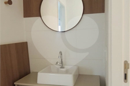 Apartamento à venda ou para alugar com 2 quartos em Vila das Bandeiras, Guarulhos, SP
