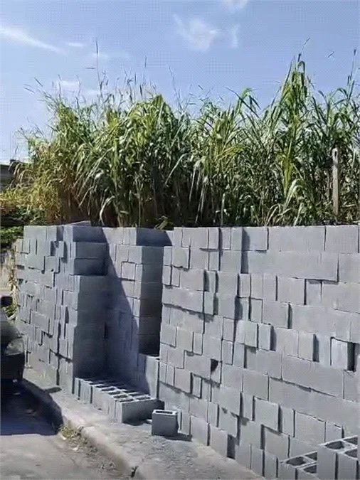 Terreno à venda em Jardim Maria Rosa, Taboão da Serra, SP