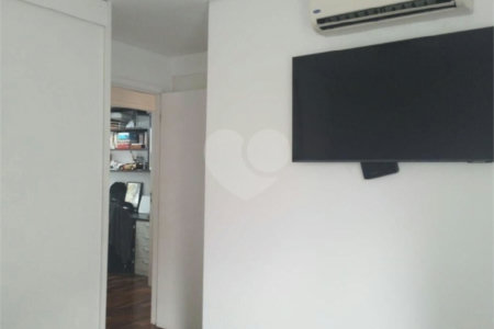 Apartamento à venda com 2 quartos, sendo 1 suíte, em Vila Andrade, São Paulo, SP