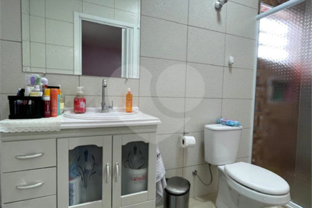 Sobrado à venda com 3 quartos, sendo 1 suíte, em Vila Gustavo, São Paulo, SP