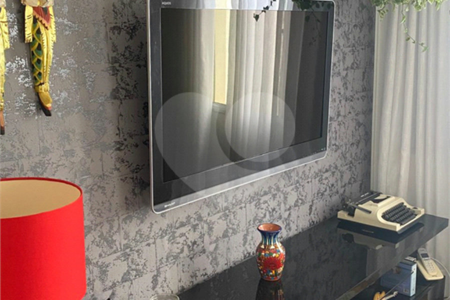 Apartamento à venda com 3 quartos, sendo 1 suíte, em Santana, São Paulo, SP