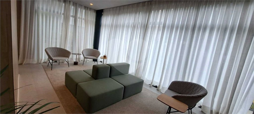 Apartamento à venda com 2 suítes em Indianópolis, São Paulo, SP