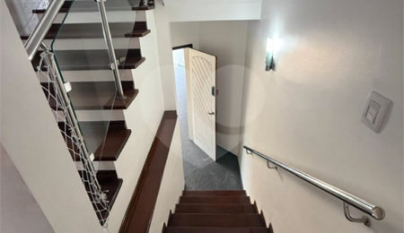 Casa à venda com 4 quartos, sendo 2 suítes,  no condomínio Arujá 5, Arujá - SP