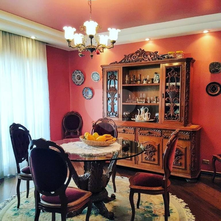 Sobrado à venda com 4 quartos, sendo 2 suítes, em Brooklin Velho, São Paulo, SP