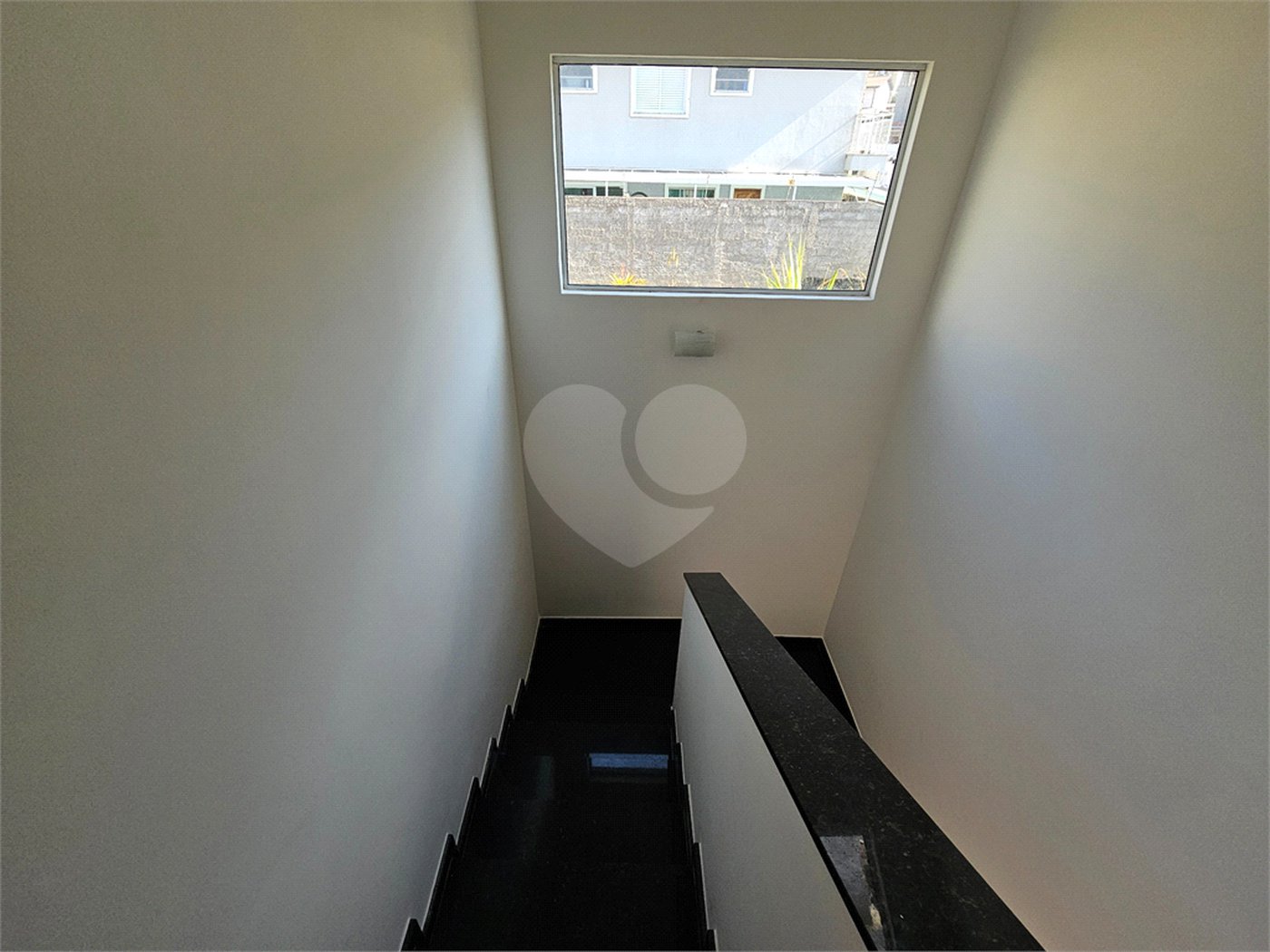 Casa à venda com 3 quartos, sendo 1 suíte, em Jardim Maristela, Atibaia, SP