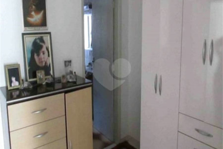 Sobrado à venda com 4 quartos em Granja Julieta, São Paulo, SP