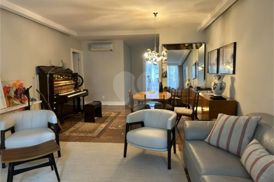 Apartamento à venda com 3 quartos, sendo 1 suíte, em Jardim América, São Paulo, SP