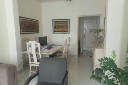 Apartamento à venda com 3 quartos, sendo 1 suíte,  em Maracanã, Rio de Janeiro, RJ