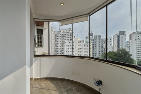 Apartamento à venda com 4 quartos, sendo 3 suítes, em Campo Belo, São Paulo, SP
