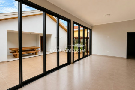 Casa à venda com 3 quartos, sendo 1 suíte,  em Vila Nova, Três Lagoas, MS