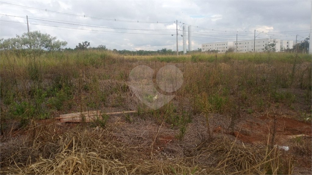 Lote no Jardim do Bosque, aceita financiamento ou aquisição de terreno e construção .