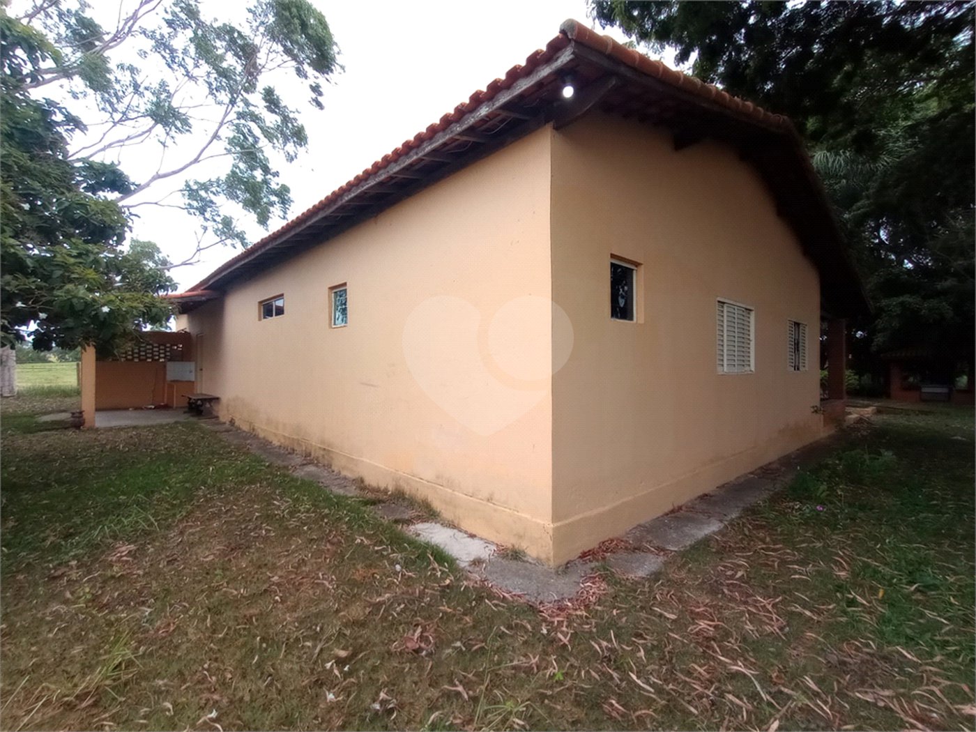 Chácara à venda com 2 quartos em Conceição, Itapetininga, SP