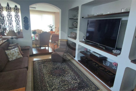 Casa à venda ou para alugar com 5 suítes em Jardim Santa Rosália, Sorocaba, SP