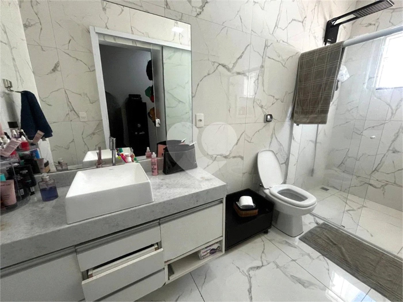 Casa à venda com 2 quartos, sendo 1 suíte, no condomínio Residencial Reserva das Paineiras, Itapetininga - SP