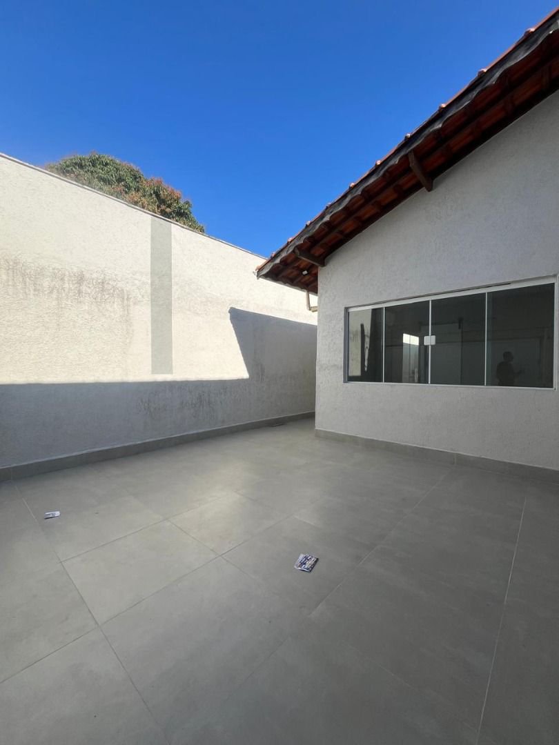 Casa com 2 dormitórios à venda, 81 m² por R$ 540.000,00 - Mirim - Praia Grande/SP