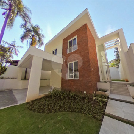 Casa à venda com 4 quartos, sendo 3 suítes,  em Jardim Marajoara, São Paulo, SP