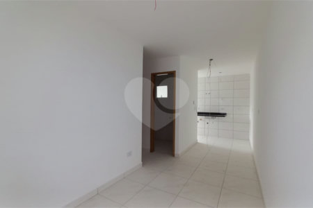 Apartamento à venda com 2 quartos em Vila Mazzei, São Paulo, SP