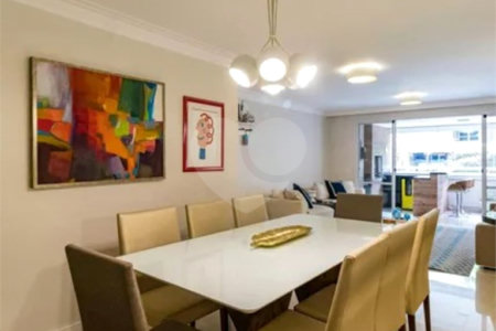 Apartamento à venda com 4 quartos, sendo 3 suítes,  em Paraíso do Morumbi, São Paulo, SP