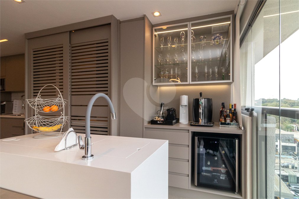 Apartamento à venda com 2 suítes em Santo Amaro, São Paulo, SP