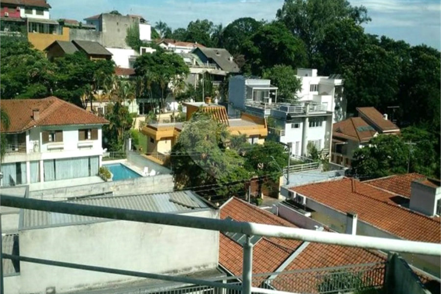 Sobrado à venda com 6 suítes em Tremembé, São Paulo, SP