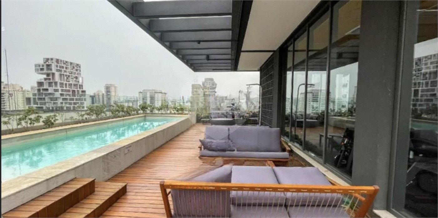 Apartamento à venda ou para alugar com 1 quarto em Pinheiros, São Paulo, SP